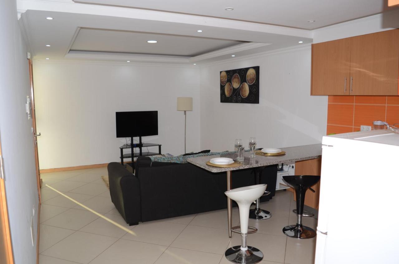 Apartamento Terra Branca ปรายา ภายนอก รูปภาพ