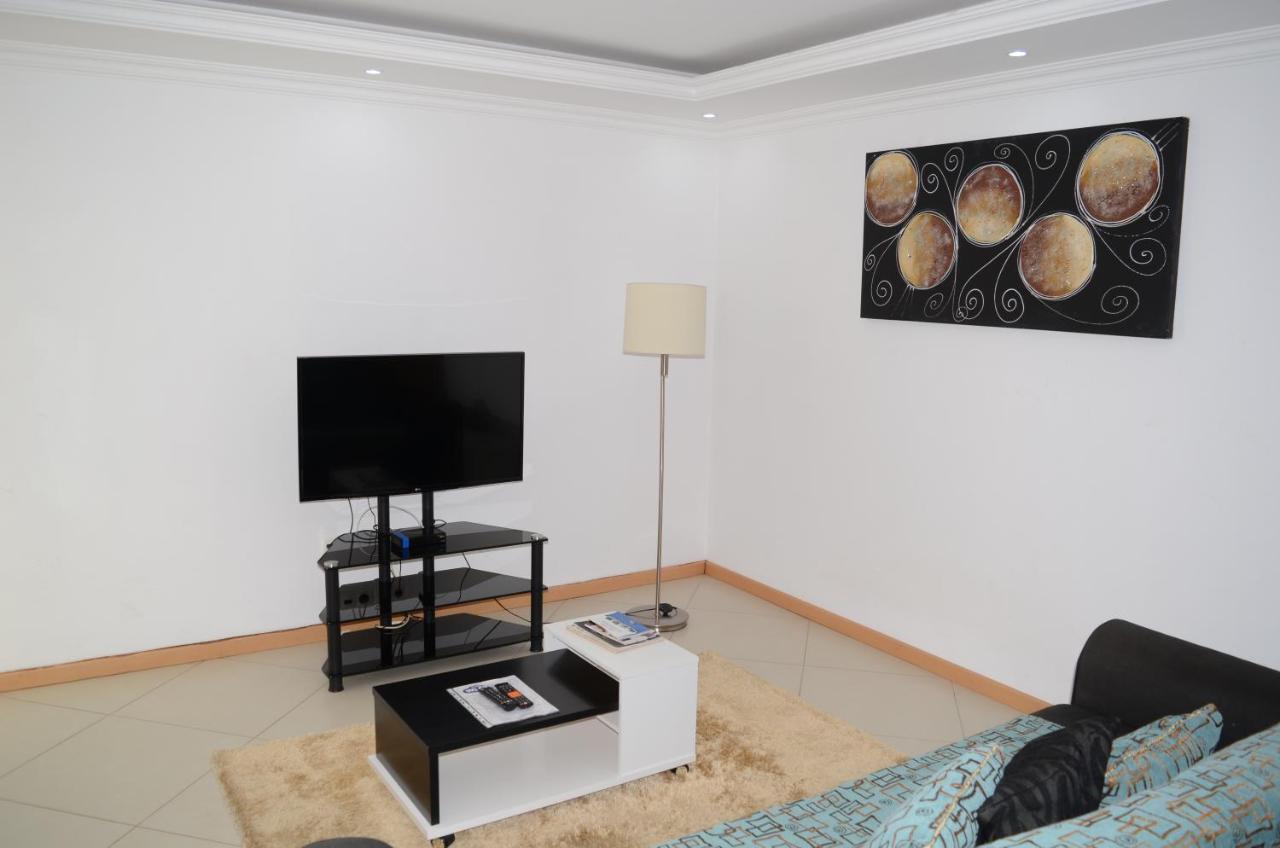 Apartamento Terra Branca ปรายา ภายนอก รูปภาพ