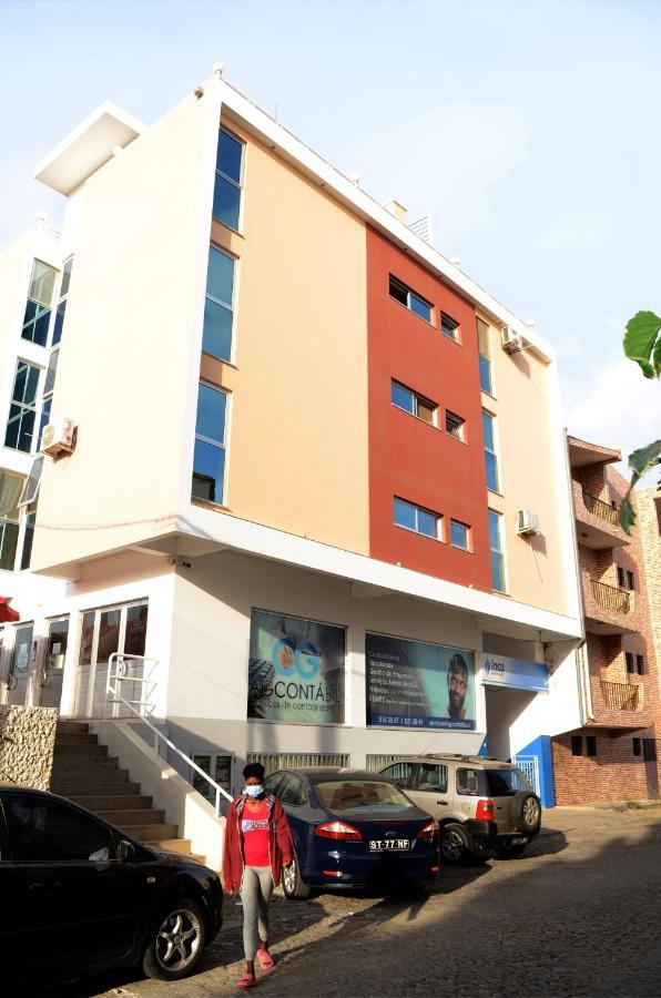 Apartamento Terra Branca ปรายา ภายนอก รูปภาพ