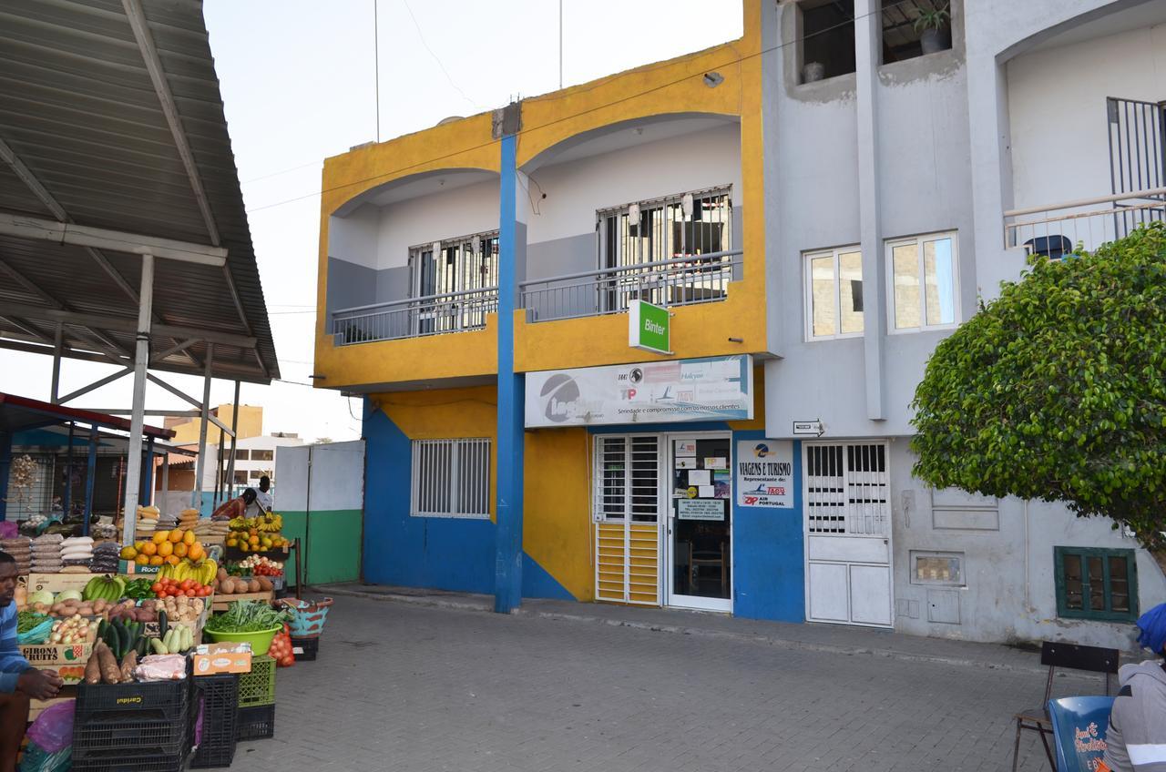 Apartamento Terra Branca ปรายา ภายนอก รูปภาพ